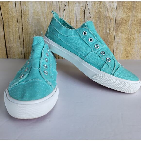 CORKYS Babalu Canvas Laceless Slip-On Sneakers Aqua Blue Women's sz 8 - Picture 1 of 11